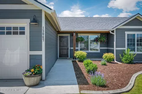 13067 N Farmstead St, Rathdrum, ID 83858