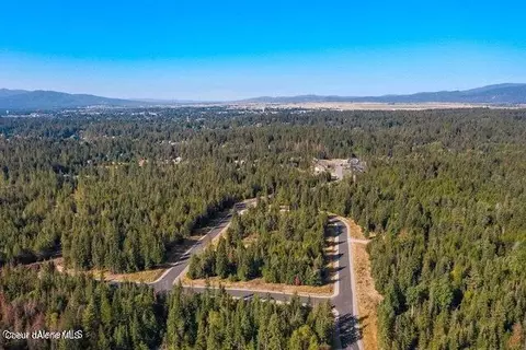 3815 E Winray Dr, Hayden, ID 83835 photo 2