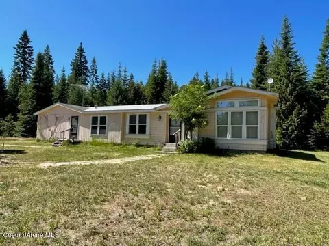 450 Parson Dr, Priest River, ID 83856