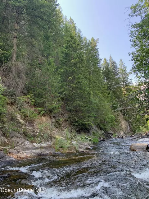 Nna Ruby Creek Rd, Naples, ID 83847 photo 11