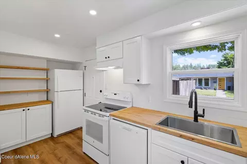 1323 E Birch Ave, Coeur D'alene, ID 83814
