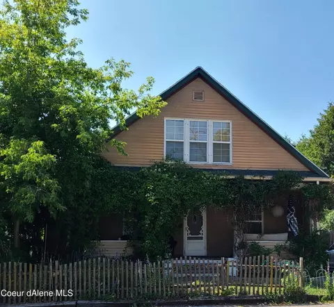 1017 N 2nd St, Coeur D'alene, ID 83814