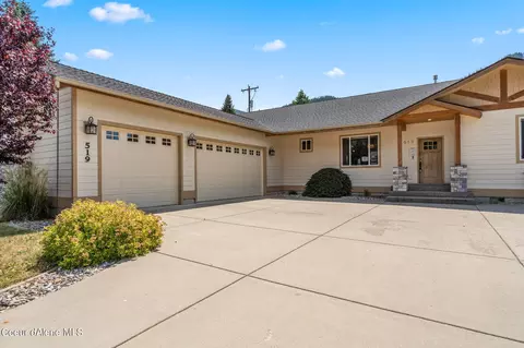 519 E Walnut Ave, Osburn, ID 83849 photo 2