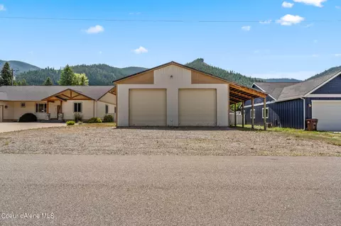 519 E Walnut Ave, Osburn, ID 83849 photo 3