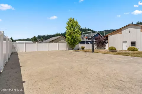 519 E Walnut Ave, Osburn, ID 83849 photo 55