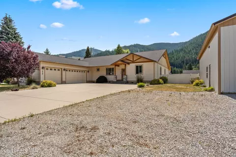 519 E Walnut Ave, Osburn, ID 83849 photo 5