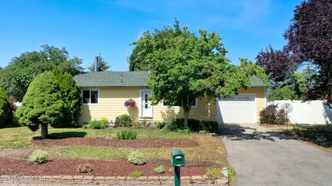 10891 N Skylark Ln, Hayden, ID 83835