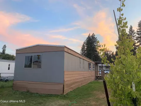 383 Gregory St, Priest River, ID 83856
