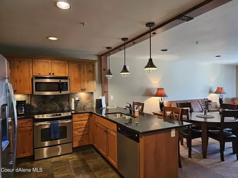834 Mckinley Ave UNIT 304, Kellogg, ID 83837