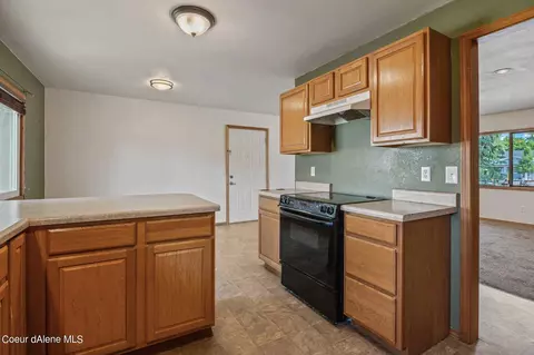 106 E 10th Ave, Post Falls, ID 83854 photo 12