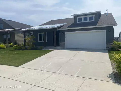 13150 N Leavenworth Loop, Hayden, ID 83835