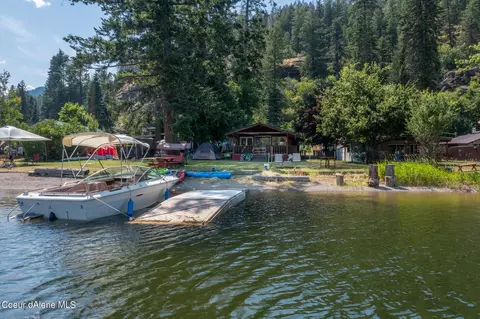 20782 N Altamont Rd, Rathdrum, ID 83858