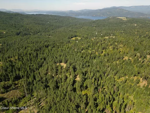 4226 Emerald Dr, Harrison, ID 83833 photo 16