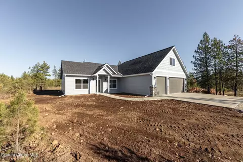 29520 N Archer Rd, Athol, ID 83801