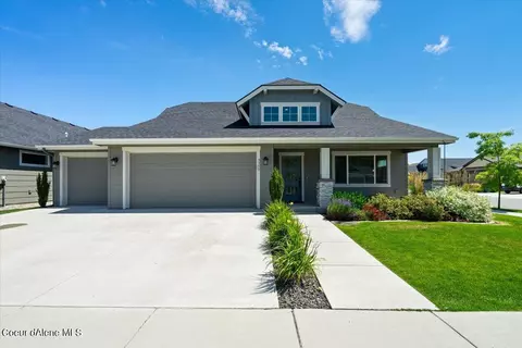 3359 W Versailles Dr, Coeur D'alene, ID 83815