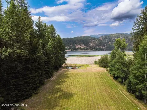 247 Baylor Ln, Priest River, ID 83856 photo 2