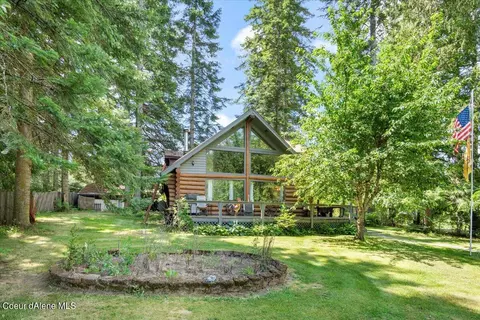 247 Baylor Ln, Priest River, ID 83856
