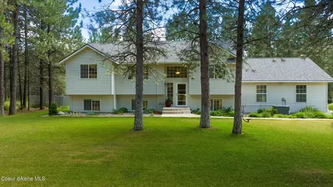 29759 N Wheatridge Rd, Athol, ID 83801