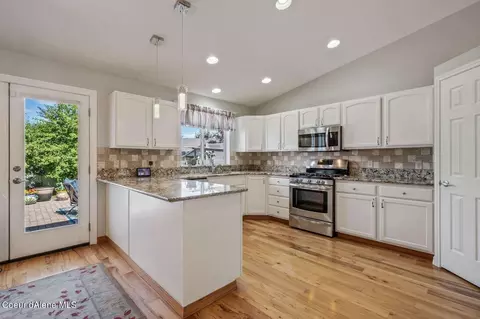 5223 E Shore Cv, Post Falls, ID 83854 photo 9
