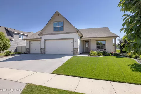 6992 N Rendezvous Dr, Coeur D'alene, ID 83815