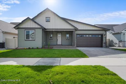 3594 N Cyprus Fox Lp Lp, Post Falls, ID 83854