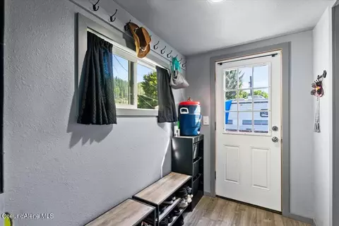 101 New St, Pinehurst, ID 83850 photo 3
