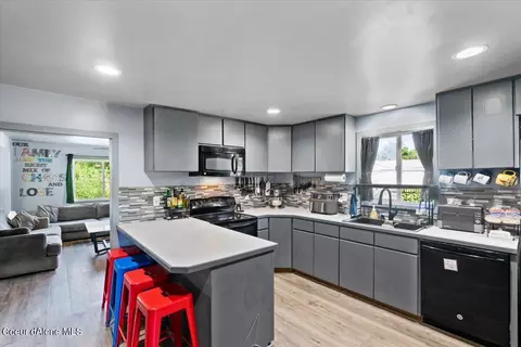 101 New St, Pinehurst, ID 83850 photo 10