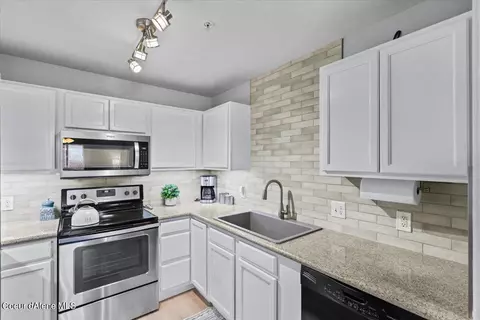 304 N Greensferry Rd # 105, Post Falls, ID 83854