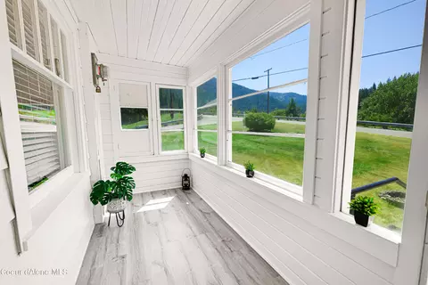 307 3rd St, Mullan, ID 83846 photo 3