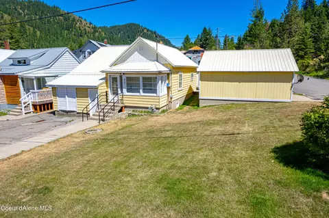 307 3rd St, Mullan, ID 83846
