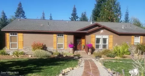 6208 E Hudlow Rd, Hayden, ID 83835