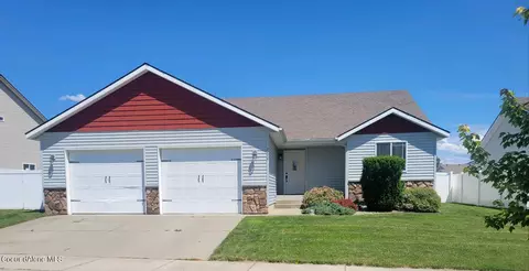 7876 N Balta Ln, Coeur D'alene, ID 83815
