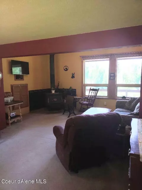 431 Fall Crk Rd, Naples, ID 83847 photo 10