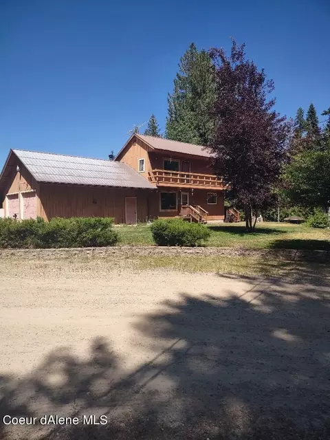 431 Fall Crk Rd, Naples, ID 83847 photo 3