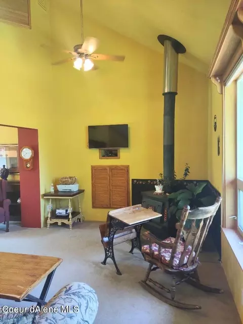 431 Fall Crk Rd, Naples, ID 83847 photo 11