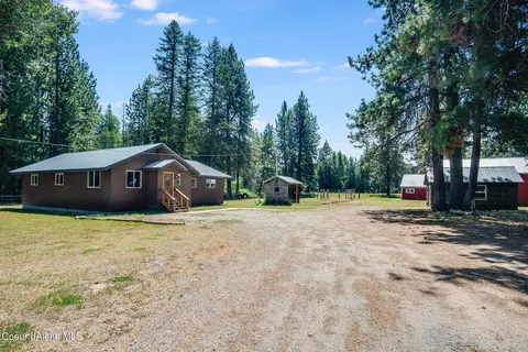 934 Samuels Rd, Sandpoint, ID 83864