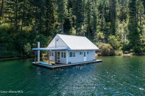 Nna Loffs Bay Floating Home, Worley, ID 83876
