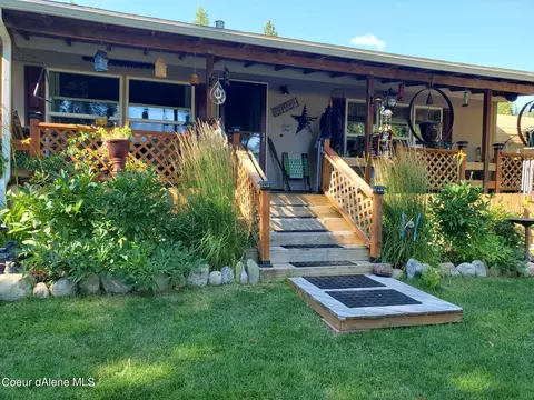 814 Blume Hill Rd, Bonners Ferry, ID 83805
