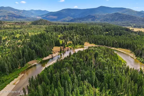 Nna Gleason Mcabee Rd, Priest River, ID 83856