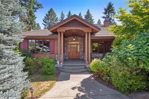 2327 E Woodstone Dr, Hayden, ID 83835