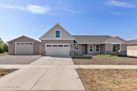 1192 W Pickerel Ave, Post Falls, ID 83854