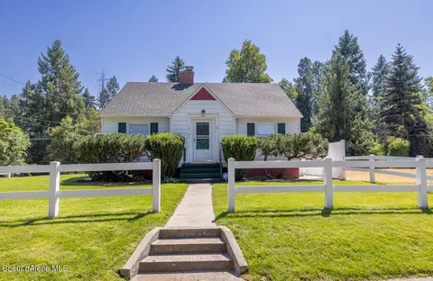 1520 E Young Ave, Coeur D'alene, ID 83814