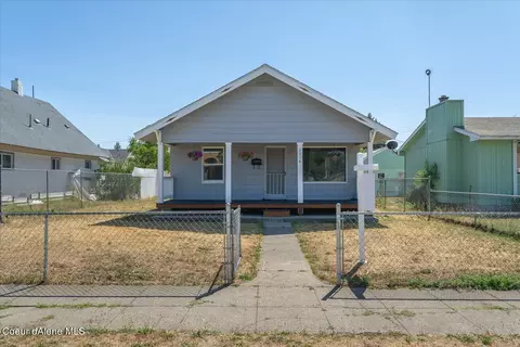 2514 E Sanson Ave, Spokane, WA 99207