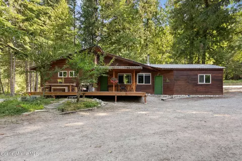 2130 Upper Pack River Rd, Sandpoint, ID 83864