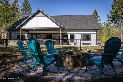 23312 N Costilla Ln, Rathdrum, ID 83858