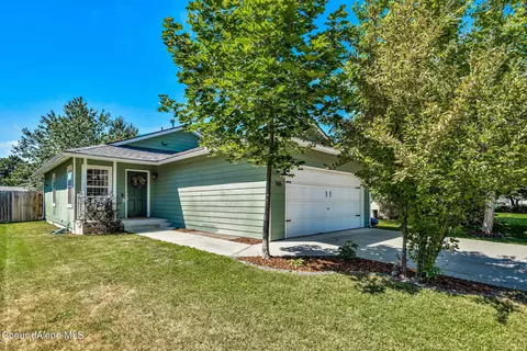 146 E Ryan Dr, Hayden, ID 83835