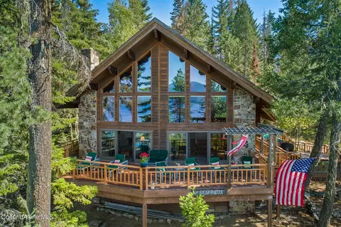 43 Diamond Point Rd, Coolin, ID 83821