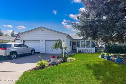 1557 W Woodlawn Dr # 2, Hayden, ID 83835