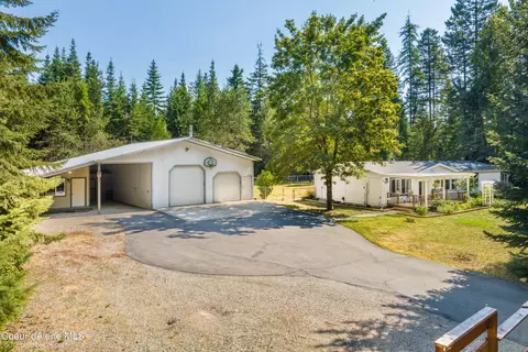 30216 N Gunsight Rd, Athol, ID 83801