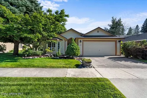 672 E Dana Ln, Coeur D'alene, ID 83815